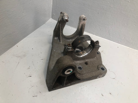 Range Rover Evoque Driveshaft Mount Bracket EJ32 4H470 AD L538 2011 to 2015