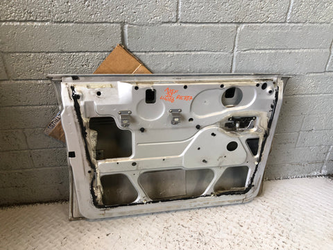 Discovery 2 Door Near Side Front Zambesi Silver 737 Land Rover 1998 to 2004