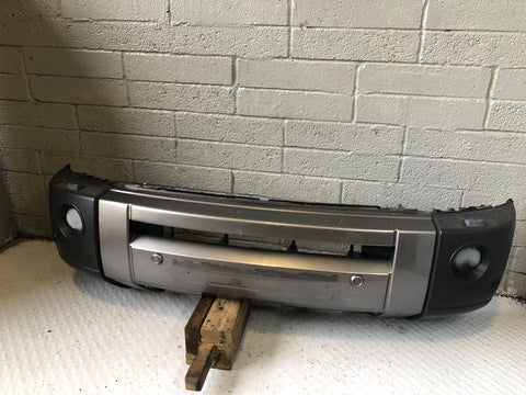 Discovery 3 Front Bumper in Stornoway Grey Land Rover 2004 to 2009 L07106