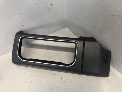 Range Rover L405 Sat Nav Screen Surround Trim in Ebony Black 2013 to 2017