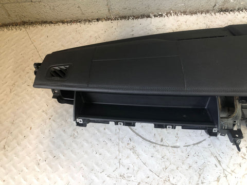 Discovery 4 Dashboard Black Sat Nav Land Rover L319 2009 to 2016