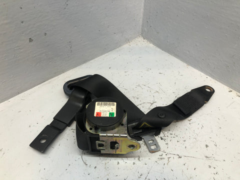 Discovery 2 Seat Belt Near Side Rear Middle Row Black Land Rover 1998 to 2004