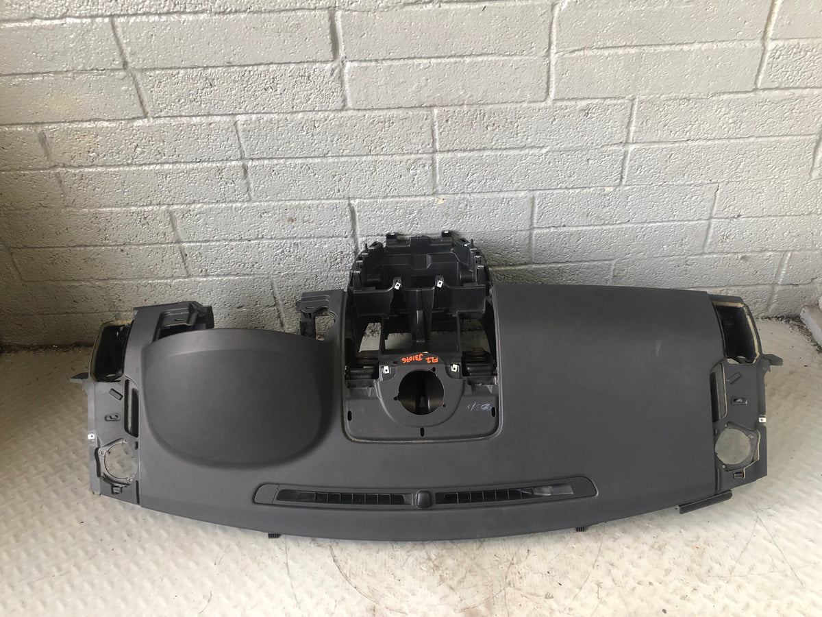 Freelander 2 Dashboard with Airbag Black Land Rover 2006 to 2014 J31076