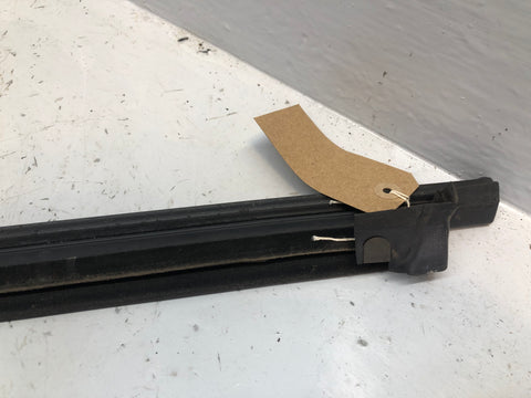 Discovery 2 Weather Strip Seal Off Side Rear Window Trim Land Rover 1998 to 2004