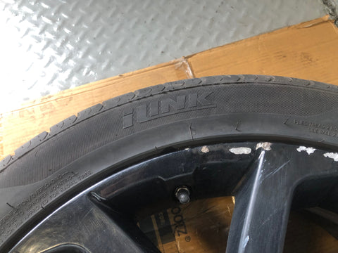 Range Rover Evoque Alloy Wheel and Tyre 20" 245/45ZRF20 L538 L03066B