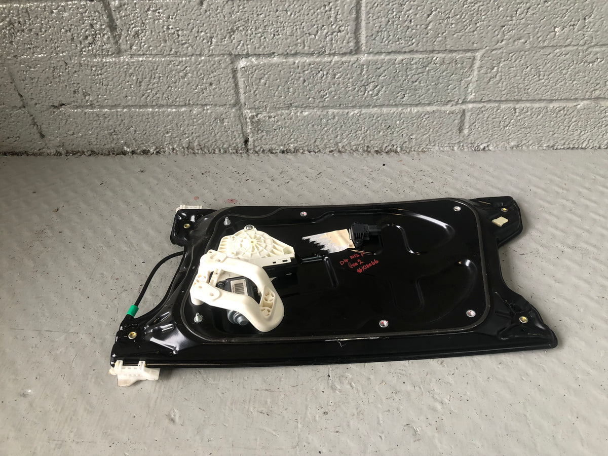Discovery 4 Window Regulator Motor Near Side Front Land Rover 2014 to 2016