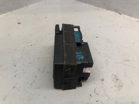 Discovery 2 Clock and Central Locking Button Grey YFB100500LNF Land Rover