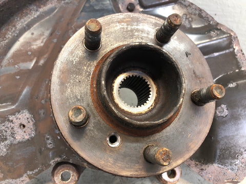 Range Rover L322 Hub Assembly Off Side Front 2006 to 2009 All Models D26086