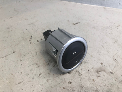 Range Rover L322 Electric Glove Box Release Switch Facelift 2006 to 2010