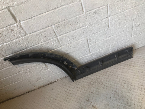 Discovery 4 Door Wheel Arch Trim Near Side Rear Scotia Grey Land Rover J18066
