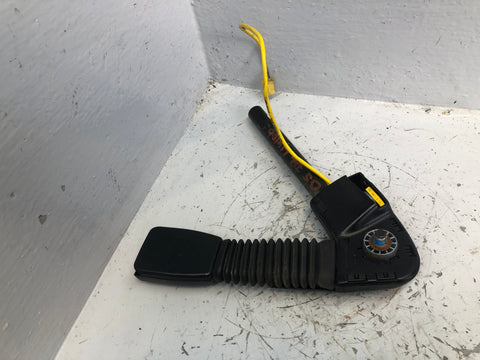 Discovery 2 Seat Belt Buckle Clasp Off Side Front Land Rover 1998 to 2004