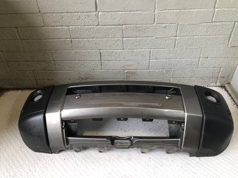Discovery 3 Front Bumper in Stornoway Grey Land Rover 2004 to 2009 L07106