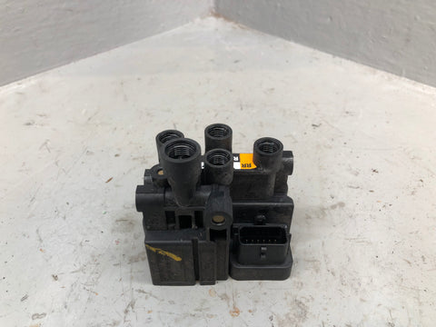 Air Suspension Rear Crossover Valve CPLA-5B710 Range Rover L405 Sport L494