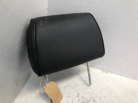Discovery 2 Rear Headrest Leather Black Left or Right Land Rover L14106