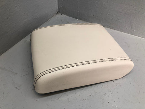 Range Rover Evoque Centre Console Armrest Lid in Ivory L538 L20015