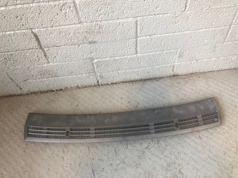 Range Rover L322 Bonnet Grill Under Windscreen 2002 to 2013 D01076