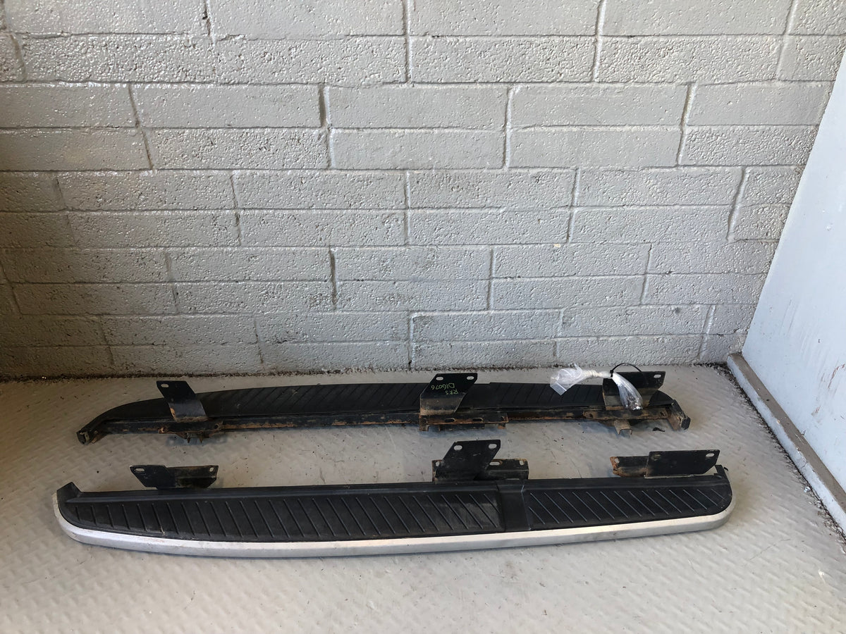 Range Rover Sport Side Steps Running Boards L320 OE Style 2005 to 2013 D10076
