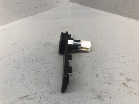 Discovery Sport 12V Port FK72 15K040 CA 2014 to 2019 L550 Land Rover