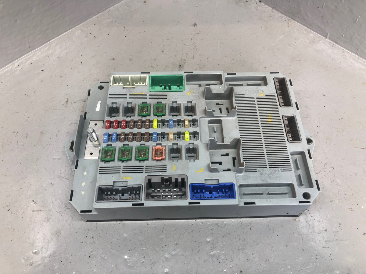 Jaguar XF Fuse Box Body Control Module DX23-14D628-AG X250 2007 to 2015