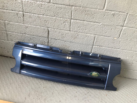 Discovery 3 Grille Front Cairns Blue Land Rover 2004 to 2009 J17076