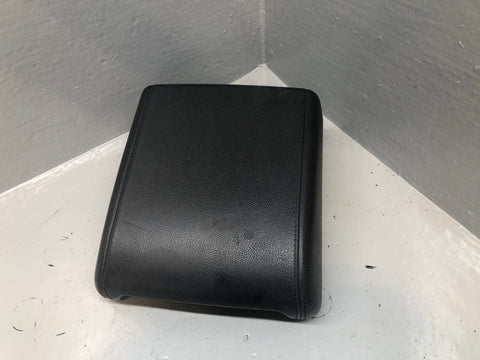 Range Rover Evoque Centre Console Armrest Lid in Ebony Black L538 L03066