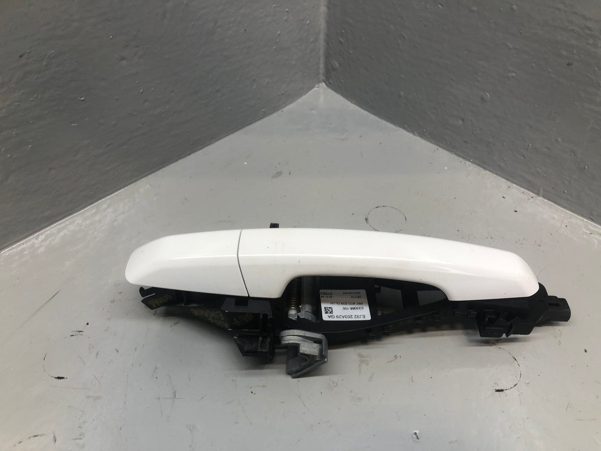 Range Rover Evoque Door Handle Exterior Near Side Front Fuji White L538