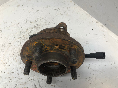 Discovery 2 Hub Bare with ABS Sensor Off Side Front Land Rover 1998 to 2004