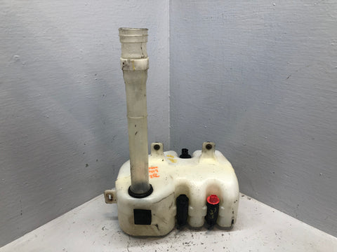 Discovery 2 Windscreen Washer Bottle Pumps Land Rover 1998 to 2004 L14106