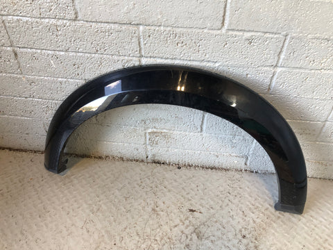 Discovery 4 Wheel Arch Trim Front Near Side Sumatra Black Land Rover L319