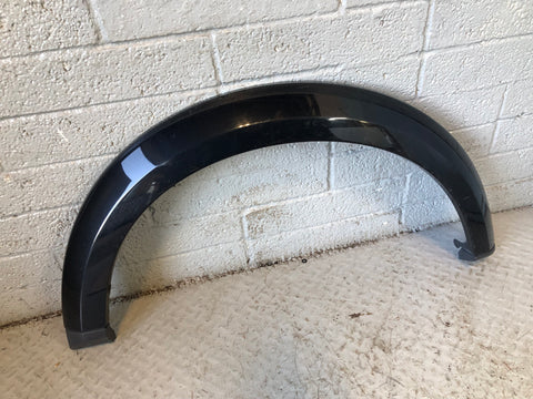 Discovery 4 Wheel Arch Trim Front Off Side Sumatra Black Land Rover L319