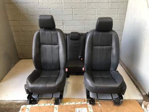 Freelander 2 Seats Set of Manual Leather Black Facelift Land Rover 2011 to 2014