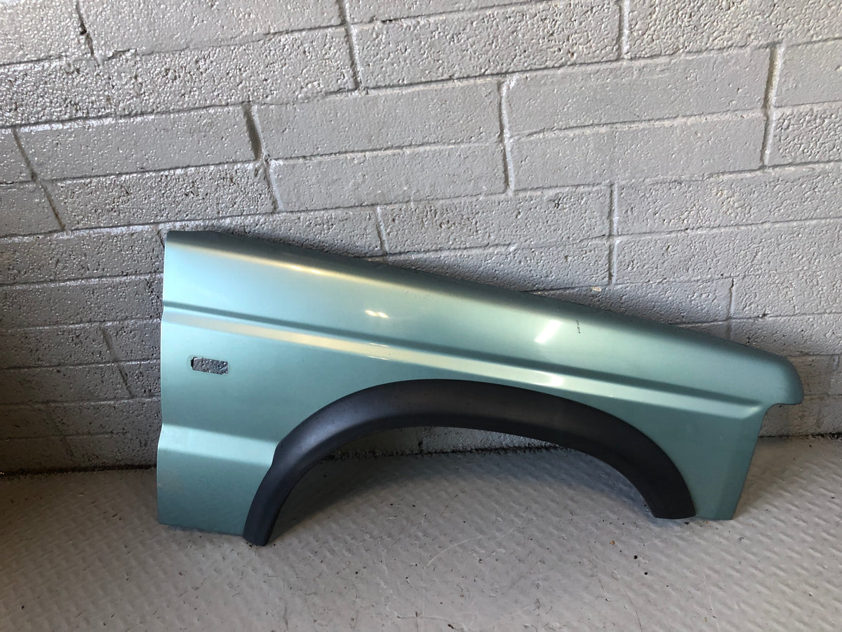 Discovery 2 Front Wing Off Side Charleston Green Land Rover 1998 to 2002 L20076