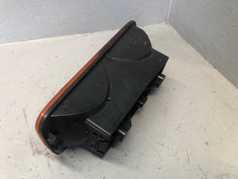 Discovery 2 Lower Light Off Side Rear Indicator Land Rover 1998 to 2002