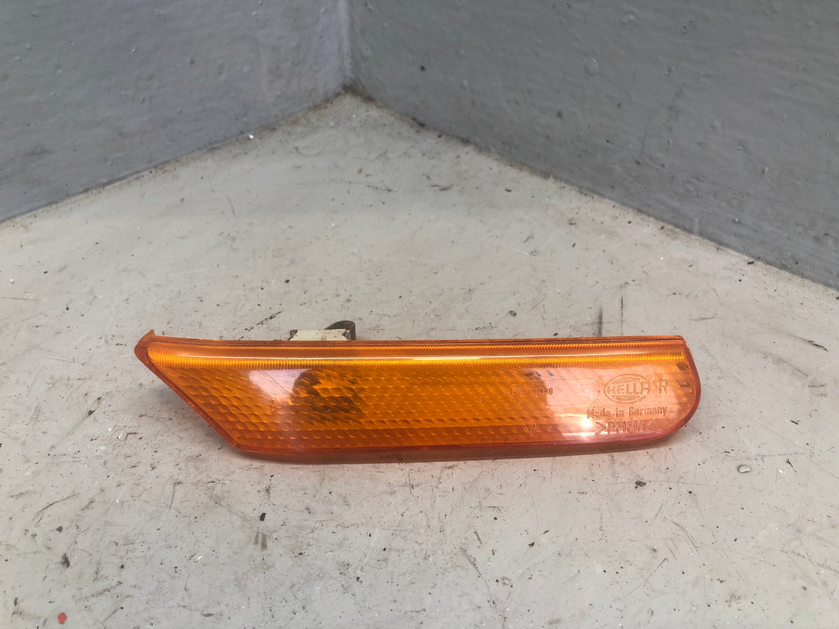 Porsche Boxster 986 Indicator Side Repeater Off Side 996.631.034.01 1996 to 2002