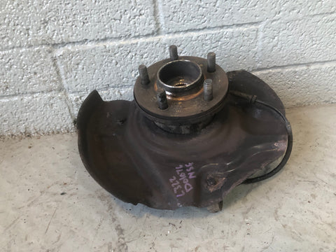 Range Rover L322 Hub Assembly Near Side Front 2006 to 2009 All Models D01076