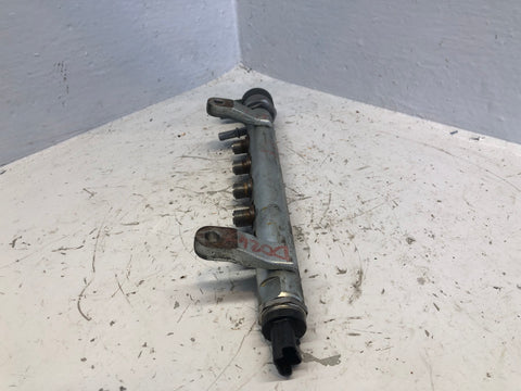 Freelander 2 Fuel Rail and Pressure Sensor 2.2 TD4 9671002980 Land Rover
