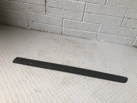 Discovery 3 Door Rubbing Strip Near Side Front 2004 to 2009 Land Rover K17026