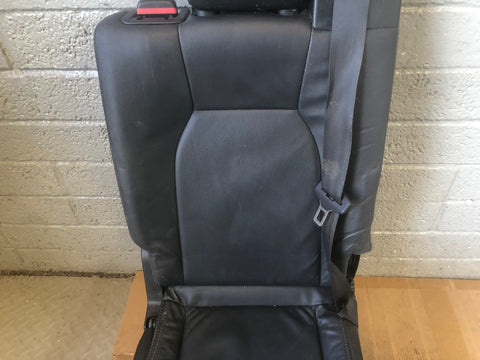 Discovery 4 Seats Rear 2nd Second Row in Black Land Rover 2009 to 2016 L10076