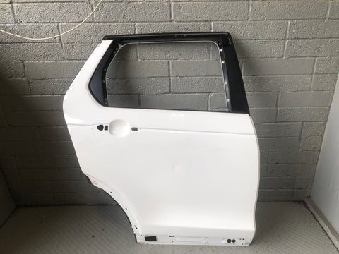 Discovery Sport Door Off Side Rear in Fuji White L550 Land Rover L15066
