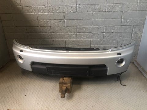 Discovery 4 Front Bumper Zermatt Silver Land Rover 2009 to 2014 L10076