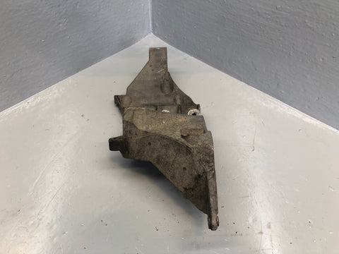 Discovery 4 Alternator Bracket Mount 3.0 TDV6 CPLA-10239-AB Land Rover Gen 1