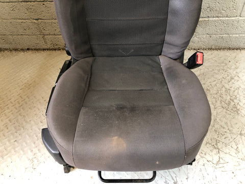 Discovery 3 Front Seats Pair Cloth Grey Manual Land Rover 2004 to 2009 L03096