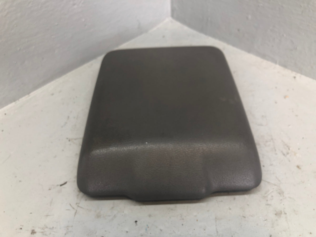 Discovery 2 Centre Console Lid Armrest Grey Land Rover 1998 to 2004 L20076