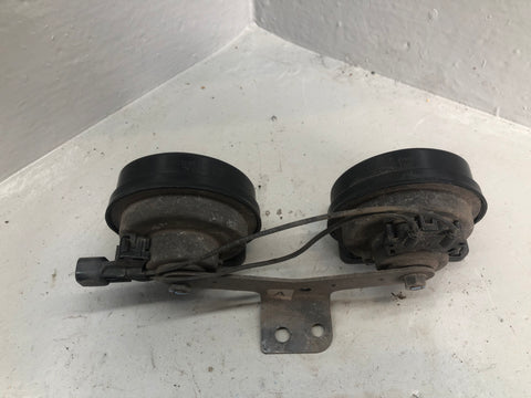 Jaguar XF Horns Pair Of Hi and Low X250 2007 to 2014