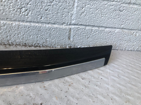 Freelander 2 Tailgate Handle Number Plate Lights Land Rover 2012 to 2014 L05086