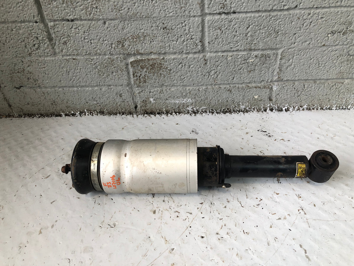 Discovery 3 Front Suspension Airbag Shock Absorber Strut Land Rover L07106