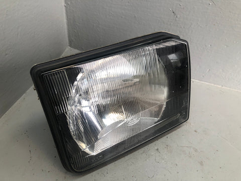 Discovery 2 Headlight Off Side Pre-Facelift XBC105120 Land Rover L20076