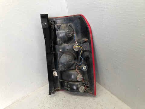 Discovery 3 Tail Light Cluster Near Side Rear XFB000573 2004 to 2009 L03096