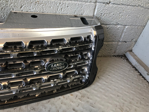 Range Rover L405 Grille Front in Grey Pre-Facelift 2013 to 2015 L15056