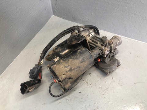 Discovery 3 Range Rover Sport Air Suspension Compressor Hitachi Genuine C12086B